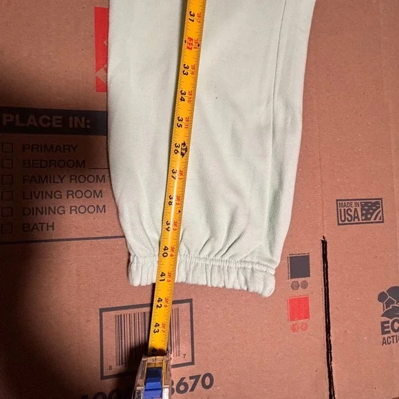 Crooks & Castles Sweatpants Joggers Light Green 2XL NWT - Picture 8 of 9